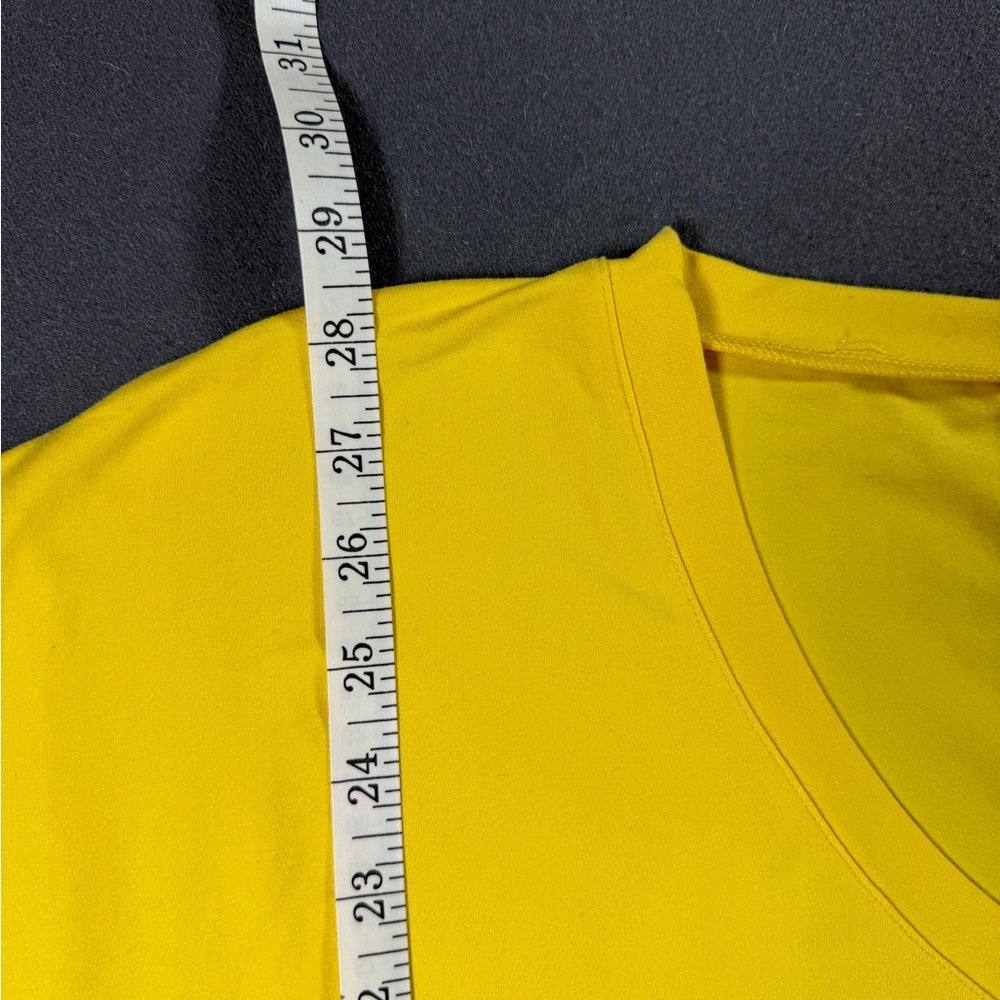 V-Neck Pocket Shirts, 2 pack, Yellow & Hot Pink, Women’s 2XL - Picture 5 of 10
